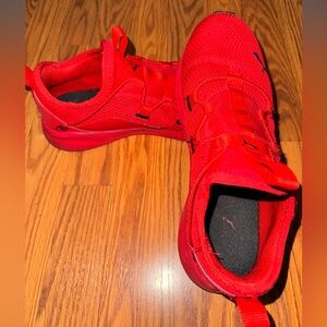 Men’s Puma slip on shoes